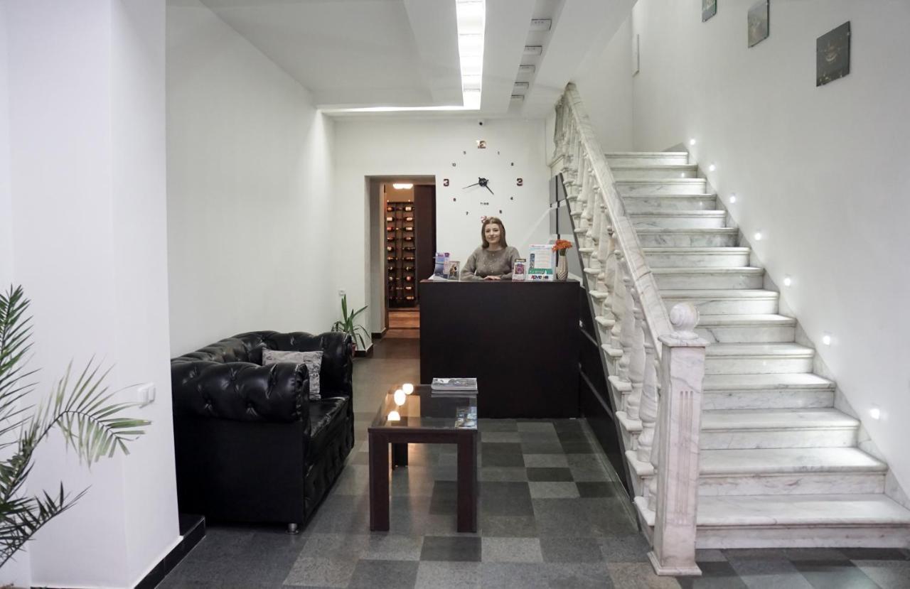 Nor Yerevan Hotel Bagian luar foto