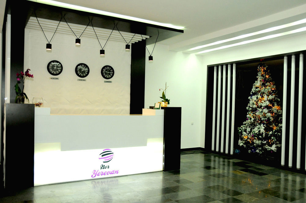 Nor Yerevan Hotel Bagian luar foto